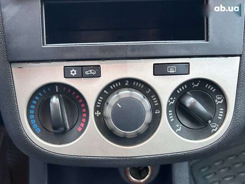 Opel Corsa 2007 - фото 19