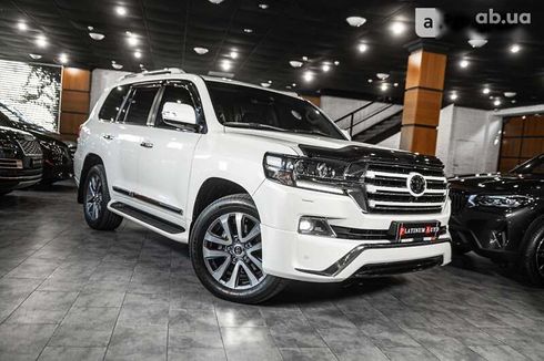 Toyota Land Cruiser 2017 - фото 7