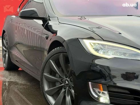 Tesla Model S 2019 - фото 7
