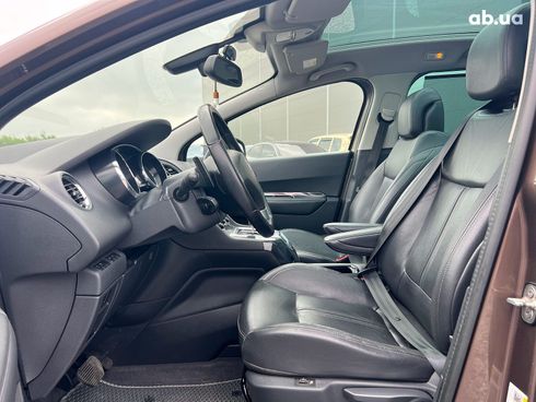 Peugeot 5008 2014 коричневый - фото 11