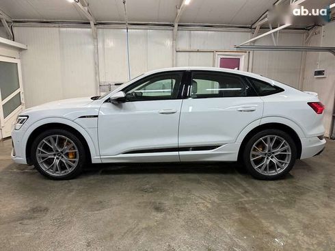 Audi E-Tron 2021 - фото 15