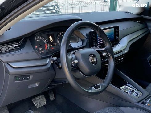 Skoda Octavia 2020 - фото 25