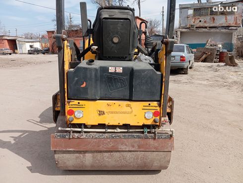 JCB Vibromax 260-120 2008 желтый - фото 6