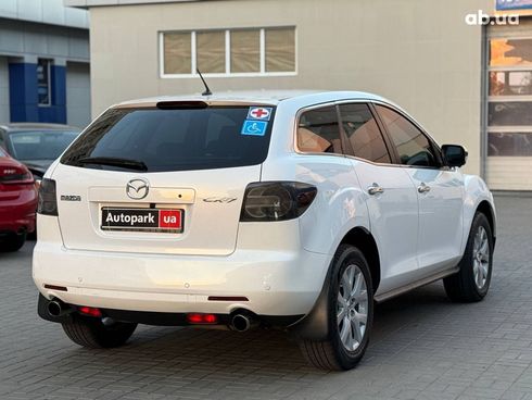 Mazda CX-7 2009 белый - фото 7