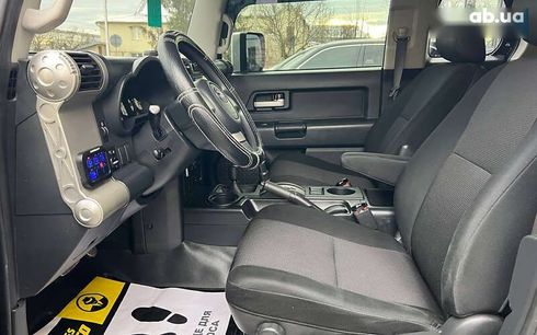 Toyota FJ Cruiser 2008 - фото 9