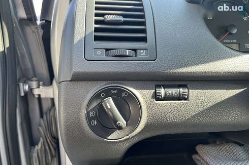 Volkswagen Polo 2009 - фото 19