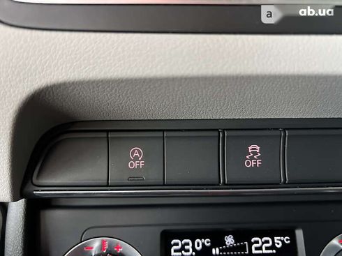 Audi Q3 2013 - фото 21