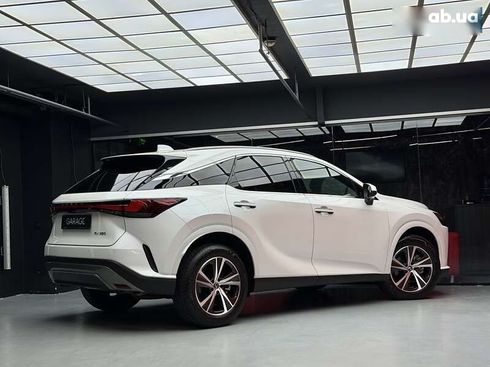 Lexus RX 2023 - фото 18