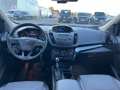 Ford Escape 2017 красный - фото 37