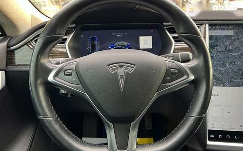 Tesla Model S 2016 - фото 14