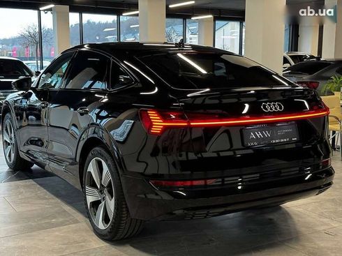 Audi E-Tron 2021 - фото 12