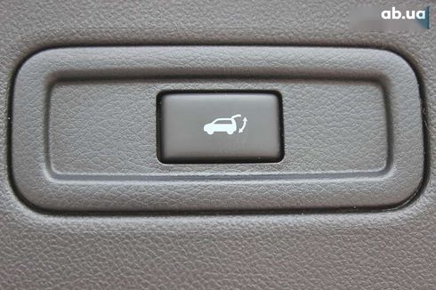 Infiniti QX70 2017 - фото 21
