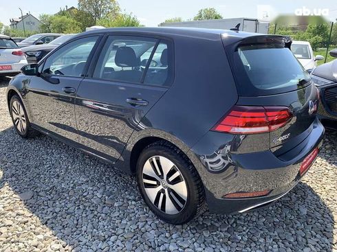 Volkswagen e-Golf 2020 - фото 6