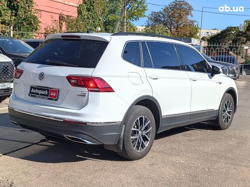 Volkswagen Tiguan 2018 белый - фото 7