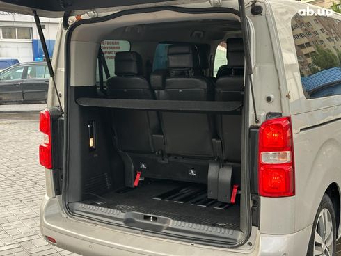 Peugeot Traveller 2017 серый - фото 17