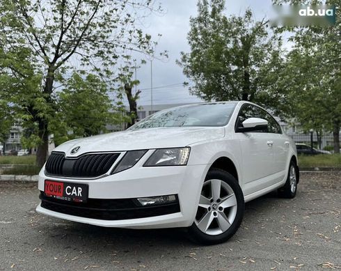 Skoda Octavia 2018 - фото 8