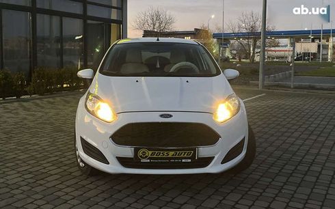 Ford Fiesta 2016 - фото 2