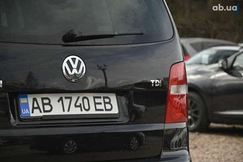 Volkswagen Touran 2004 - фото 8