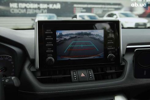 Toyota RAV4 2020 - фото 14