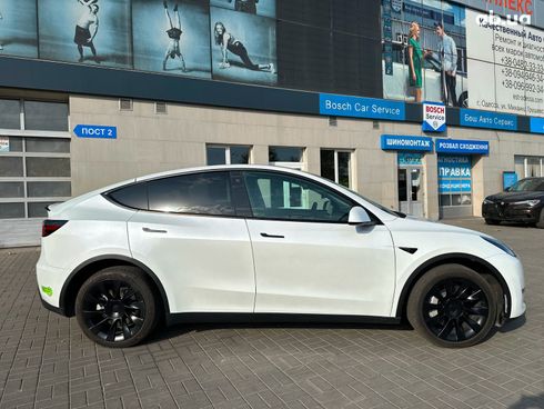 Tesla Model Y 2022 белый - фото 4