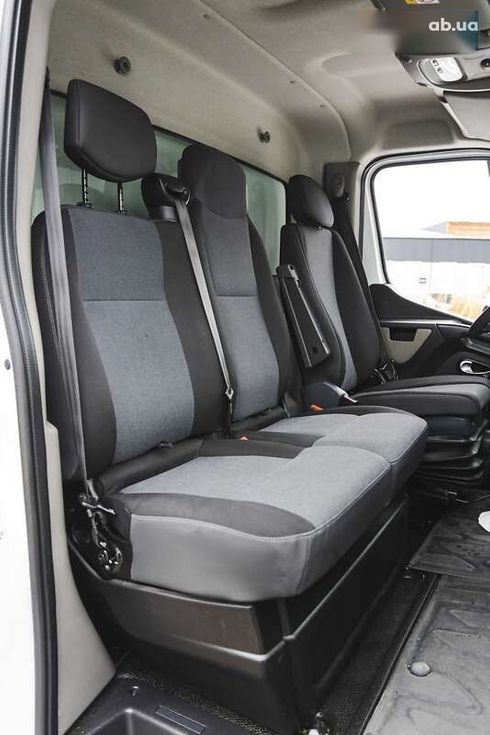 Renault Master 2018 - фото 23