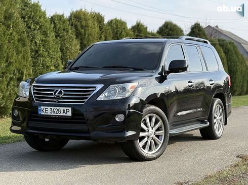 Lexus LX 2010 - фото 2