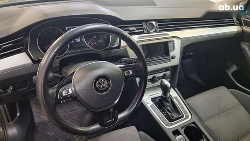 Volkswagen Passat 2017 - фото 13