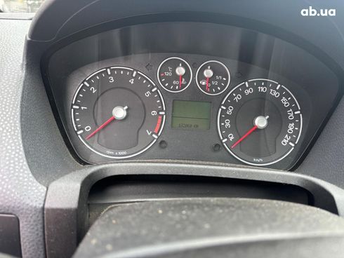 Ford Fiesta 2006 фиолетовый - фото 20
