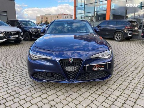 Alfa Romeo Giulia 2019 - фото 2