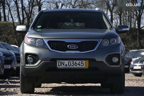 Kia Sorento 2010 - фото 3