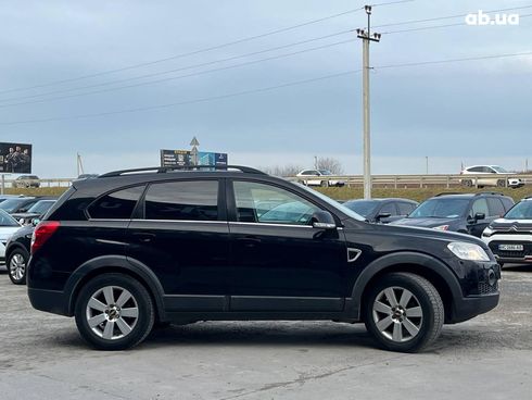 Chevrolet Captiva 2008 черный - фото 9