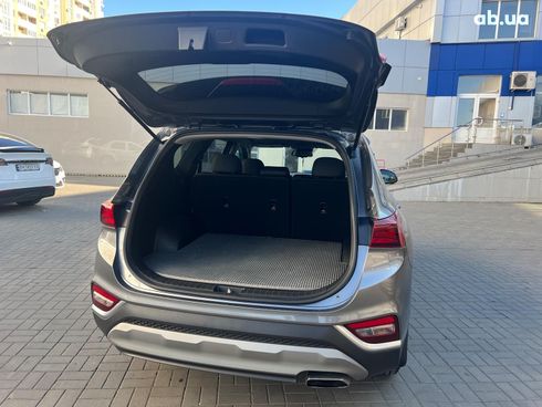 Hyundai Santa Fe 2019 серый - фото 22