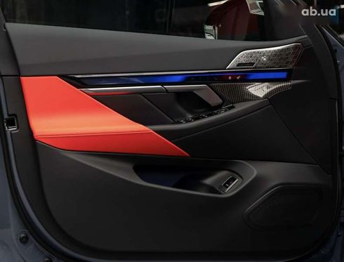 BMW M5 2025 - фото 17