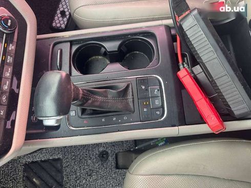 Kia Carnival 2017 - фото 22