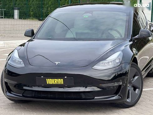 Tesla Model 3 2022 - фото 3