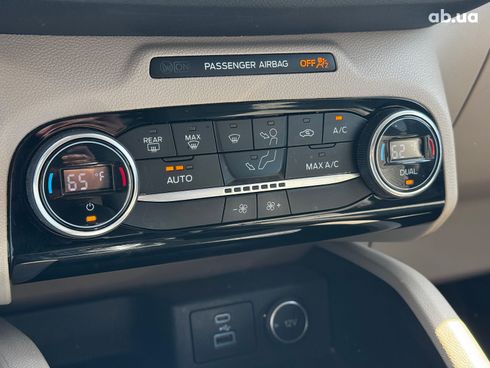 Ford Escape 2021 белый - фото 15