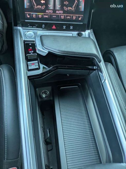 Audi E-Tron 2020 - фото 22