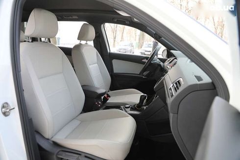Volkswagen Tiguan 2020 - фото 10