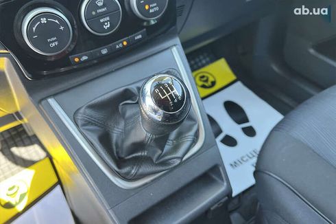 Mazda 5 2012 - фото 13