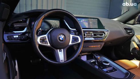 BMW Z4 2019 - фото 30