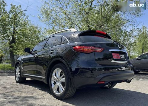 Infiniti QX70 2015 - фото 18