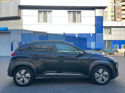 Hyundai Kona Electric 2020 черный - фото 12