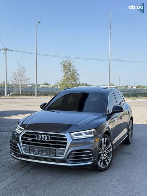 Audi SQ5 2018 - фото 19