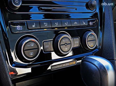 Volkswagen Passat 2021 - фото 16