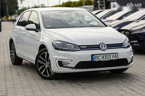 Volkswagen e-Golf 2019 - фото 12