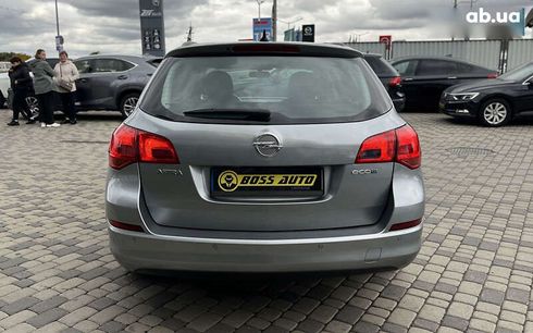 Opel Astra 2011 - фото 6