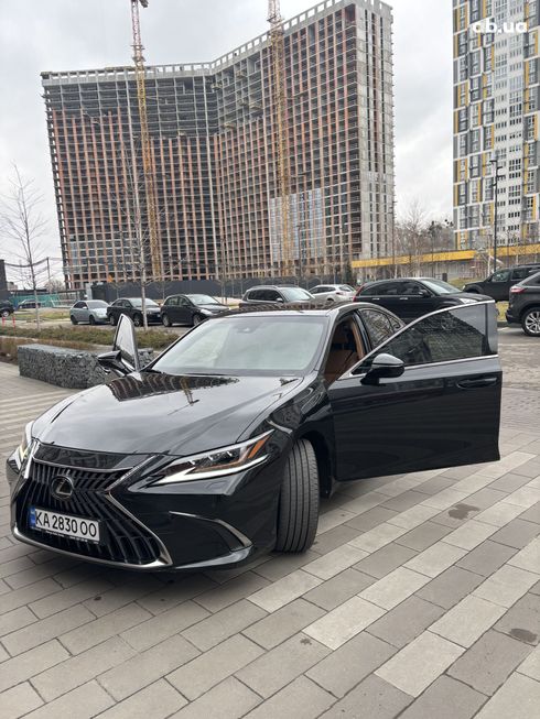 Lexus ES 2022 черный - фото 8