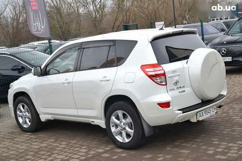 Toyota RAV4 2011 - фото 19