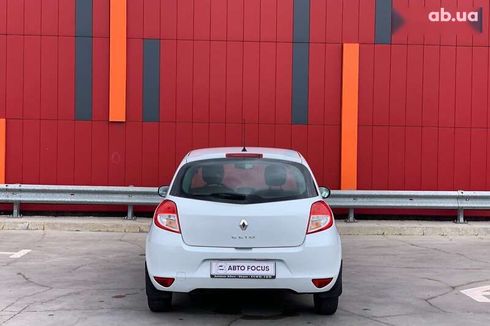 Renault Clio 2012 - фото 7