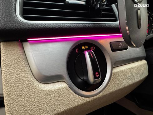 Volkswagen Passat 2012 белый - фото 15